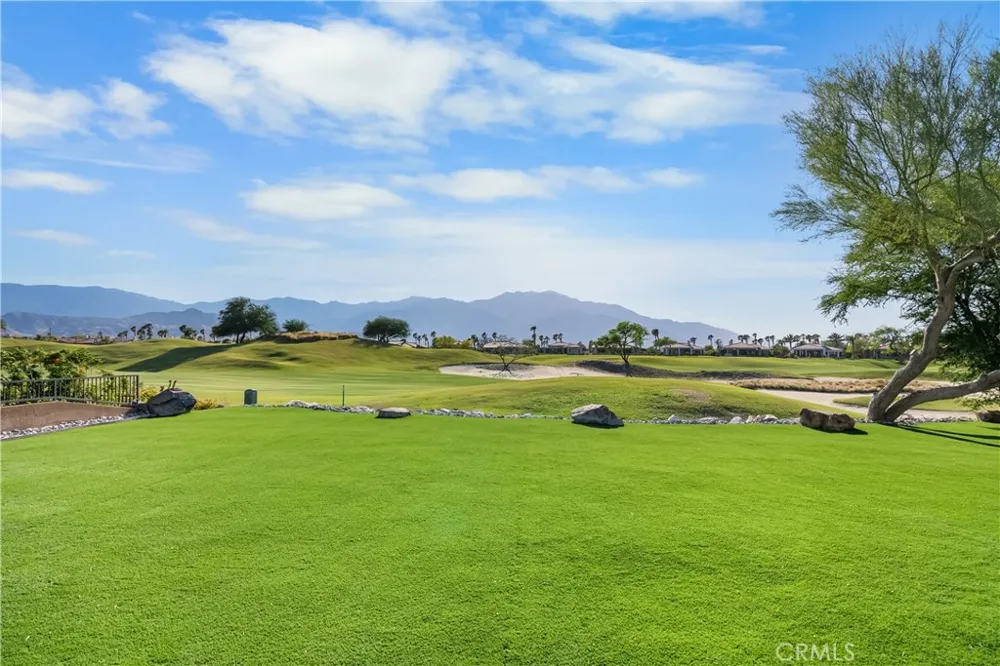 68 Royal Saint Georges Way Rancho Mirage, CA 92270