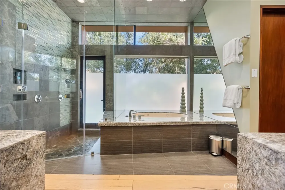 68 Royal Saint Georges Way Rancho Mirage, CA 92270