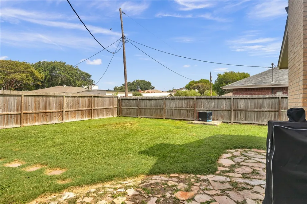 101 Toyah Drive Portland, TX 78374