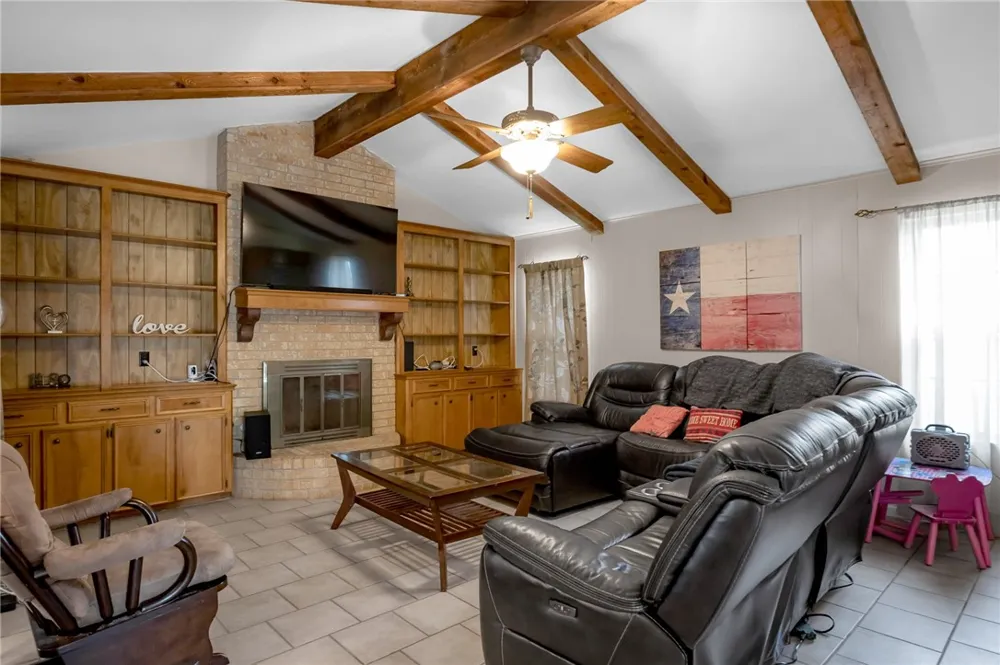 101 Toyah Drive Portland, TX 78374