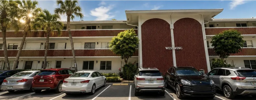 2050 NE 39th Street #W312 Lighthouse Point, FL 33064
