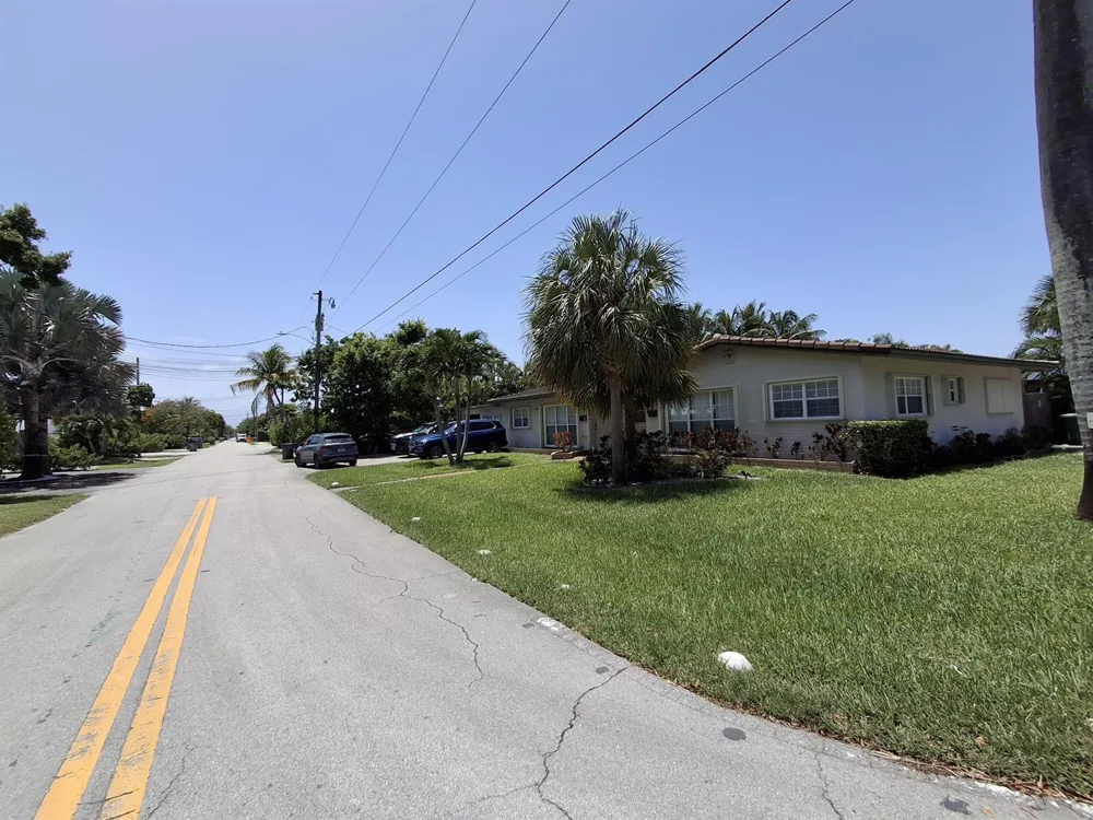 3731 NW 110TH AVENUE NW #A-B Coral Springs, FL 33065