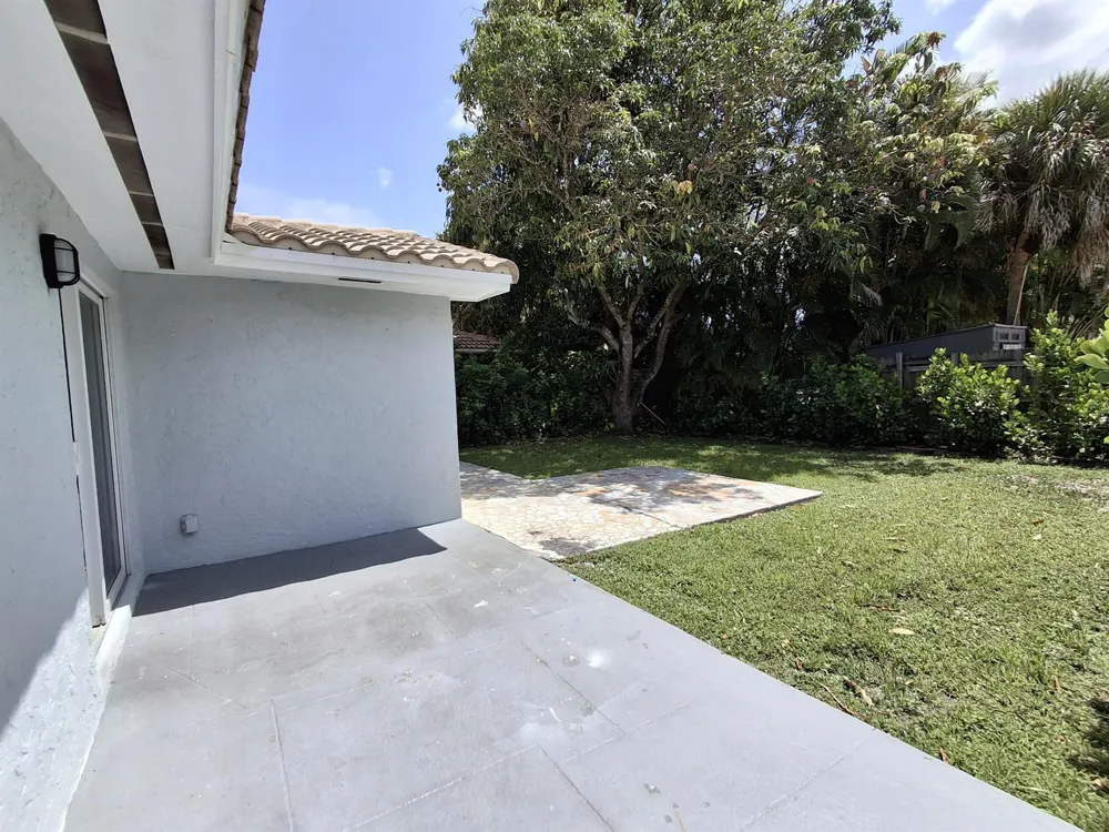3731 NW 110TH AVENUE NW #A-B Coral Springs, FL 33065
