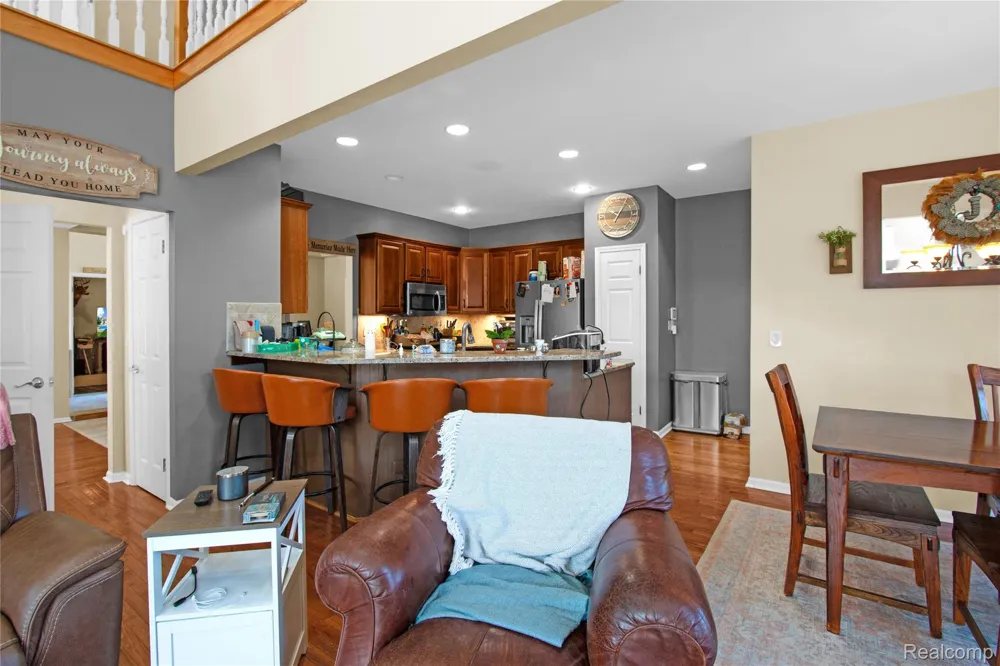 16073 Silverwood Drive Fenton Charter Township, MI 48430