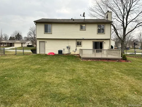 23260 CRANBROOKE DRIVE