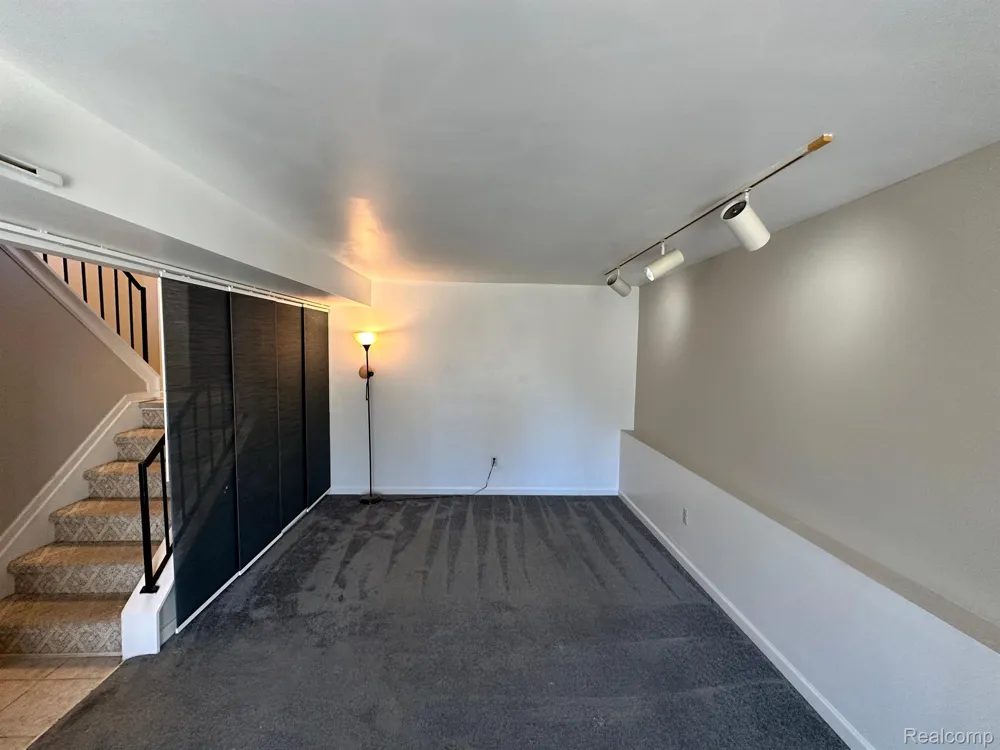 23260 CRANBROOKE DRIVE Novi City, MI 48375