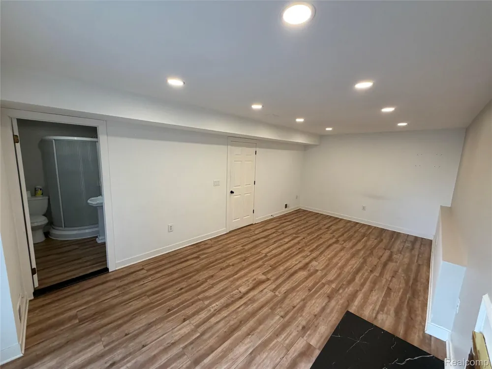23260 CRANBROOKE DRIVE Novi City, MI 48375