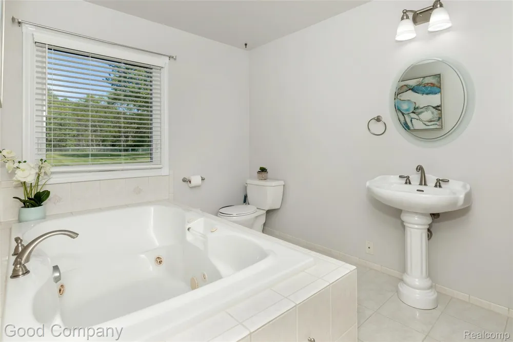 5410 Edgar Road Clarkston City, MI 48346