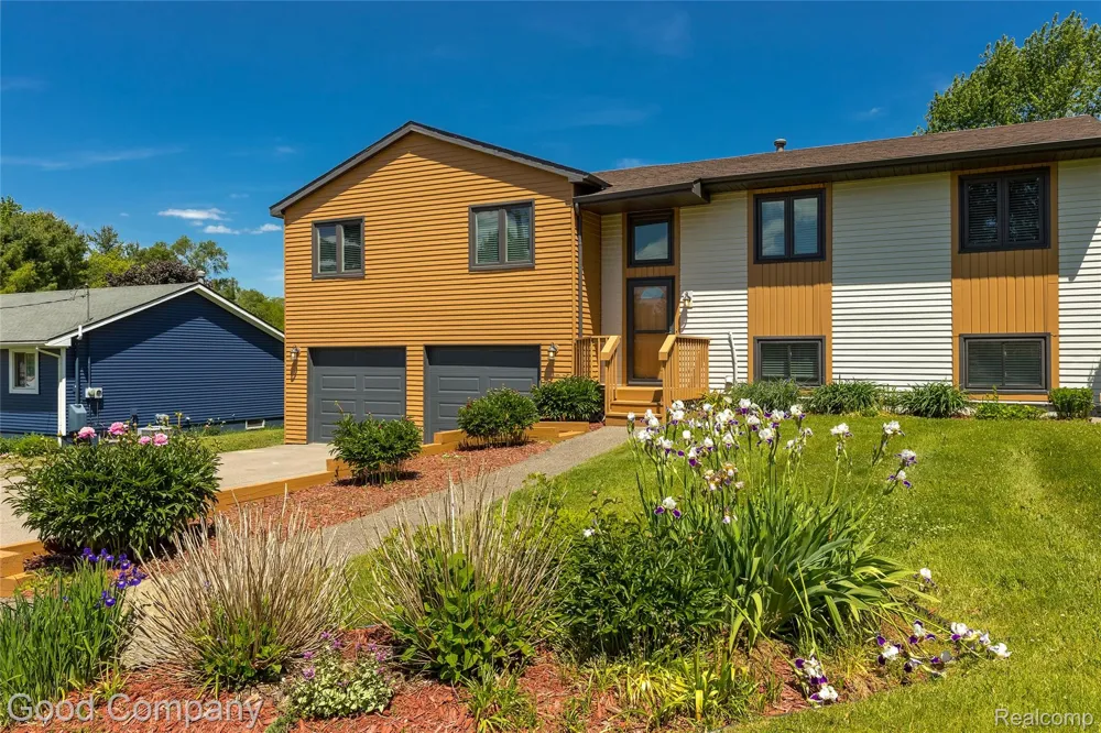 5410 Edgar Road Clarkston City, MI 48346
