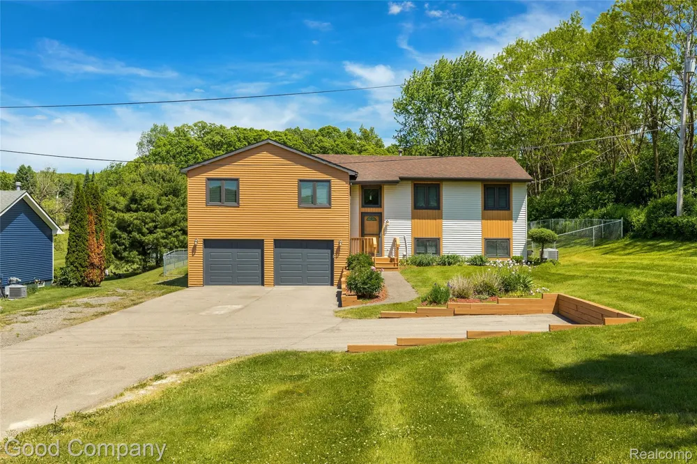 5410 Edgar Road Clarkston City, MI 48346