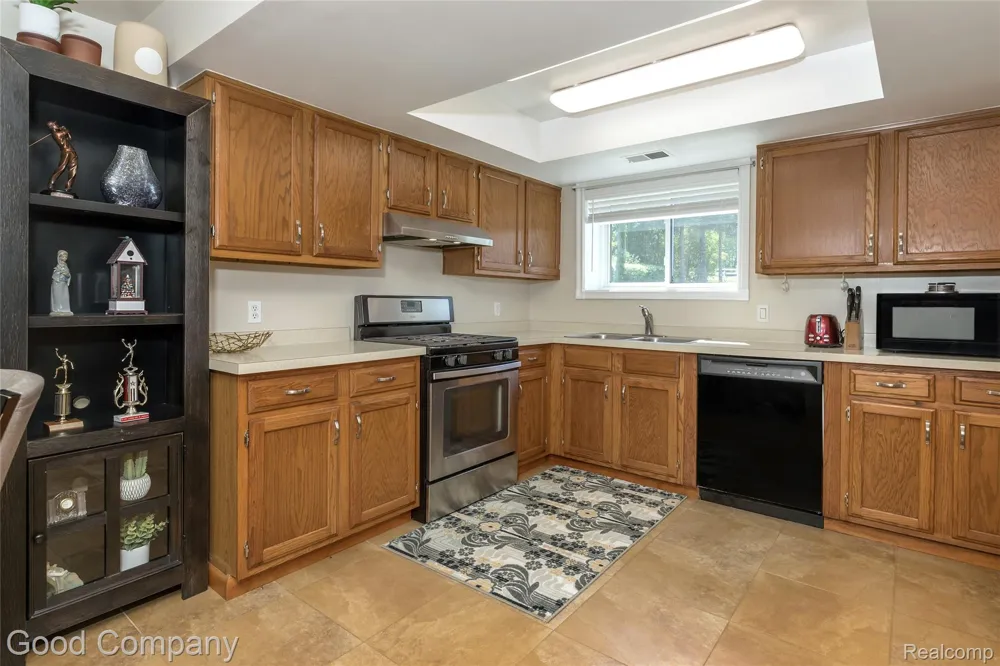 5410 Edgar Road Clarkston City, MI 48346