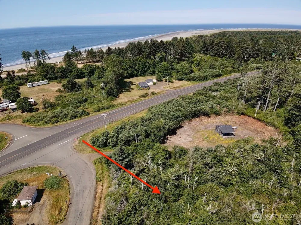 1 xxx Larkin Grayland, WA 98547