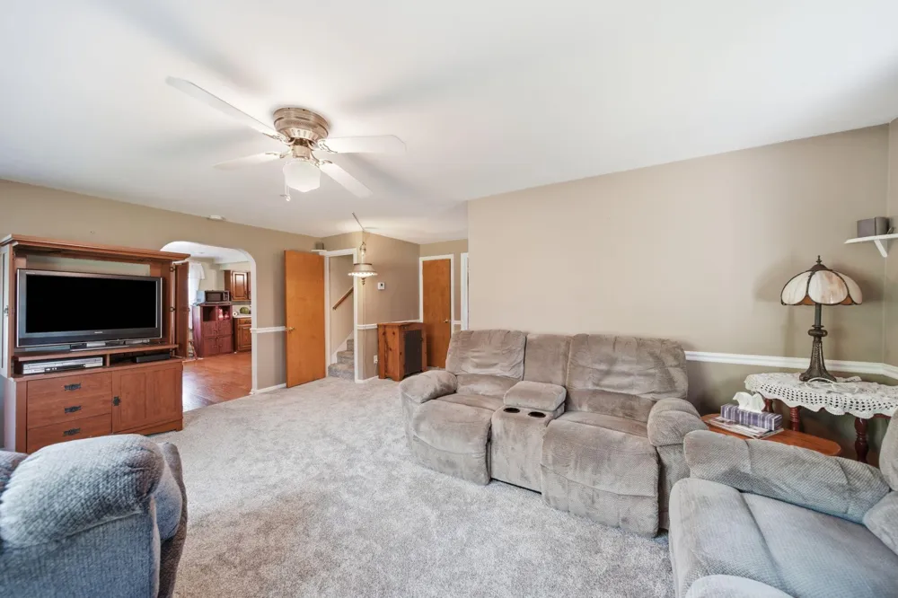 11632 Wheaton Road Cement City, MI 49233