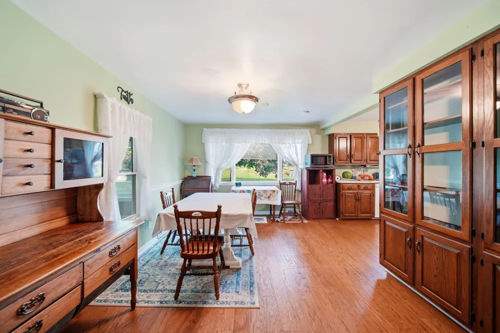 11632 Wheaton Road Cement City, MI 49233