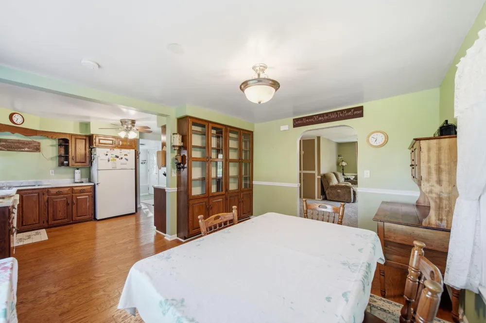 11632 Wheaton Road Cement City, MI 49233
