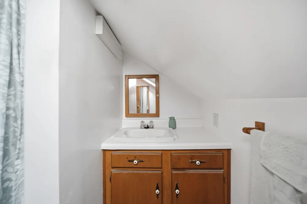 11632 Wheaton Road Cement City, MI 49233