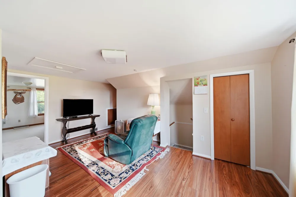 11632 Wheaton Road Cement City, MI 49233