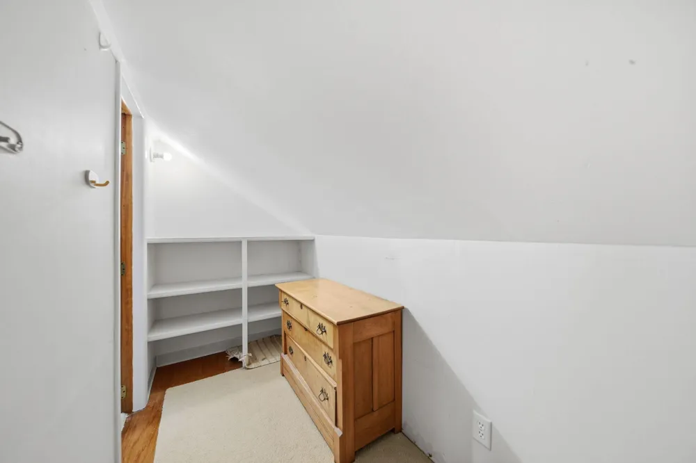 11632 Wheaton Road Cement City, MI 49233
