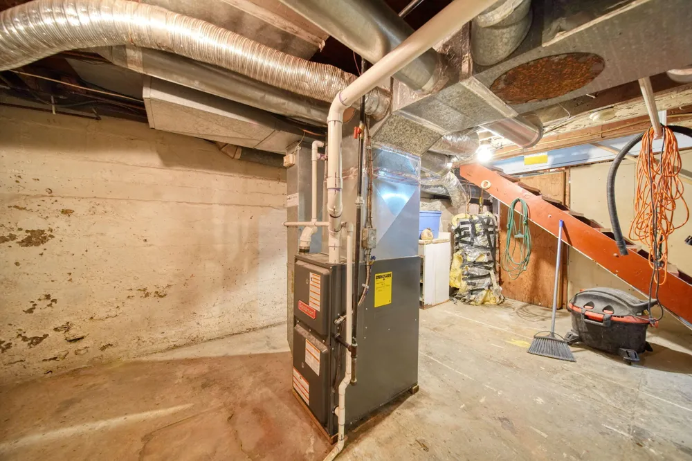 11632 Wheaton Road Cement City, MI 49233