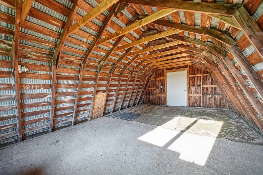 11632 Wheaton Road Cement City, MI 49233