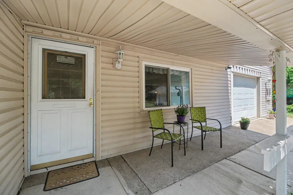 5062 Tyrone Street Ypsilanti, MI 48197