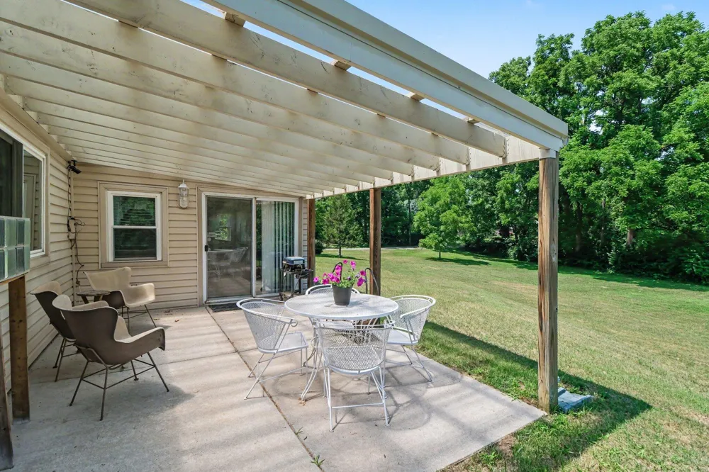 5062 Tyrone Street Ypsilanti, MI 48197