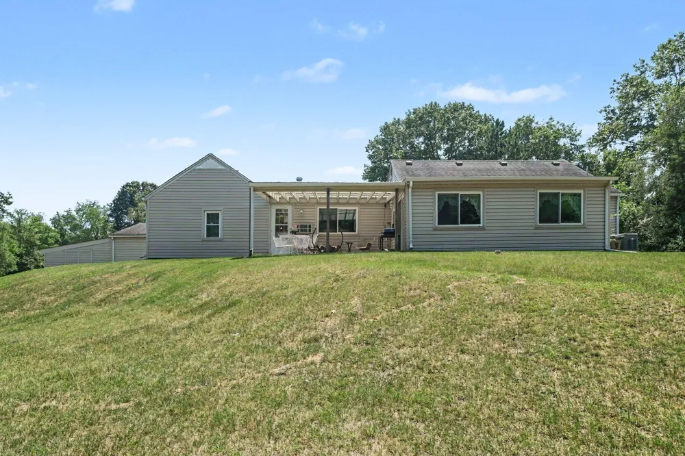 5062 Tyrone Street Ypsilanti, MI 48197