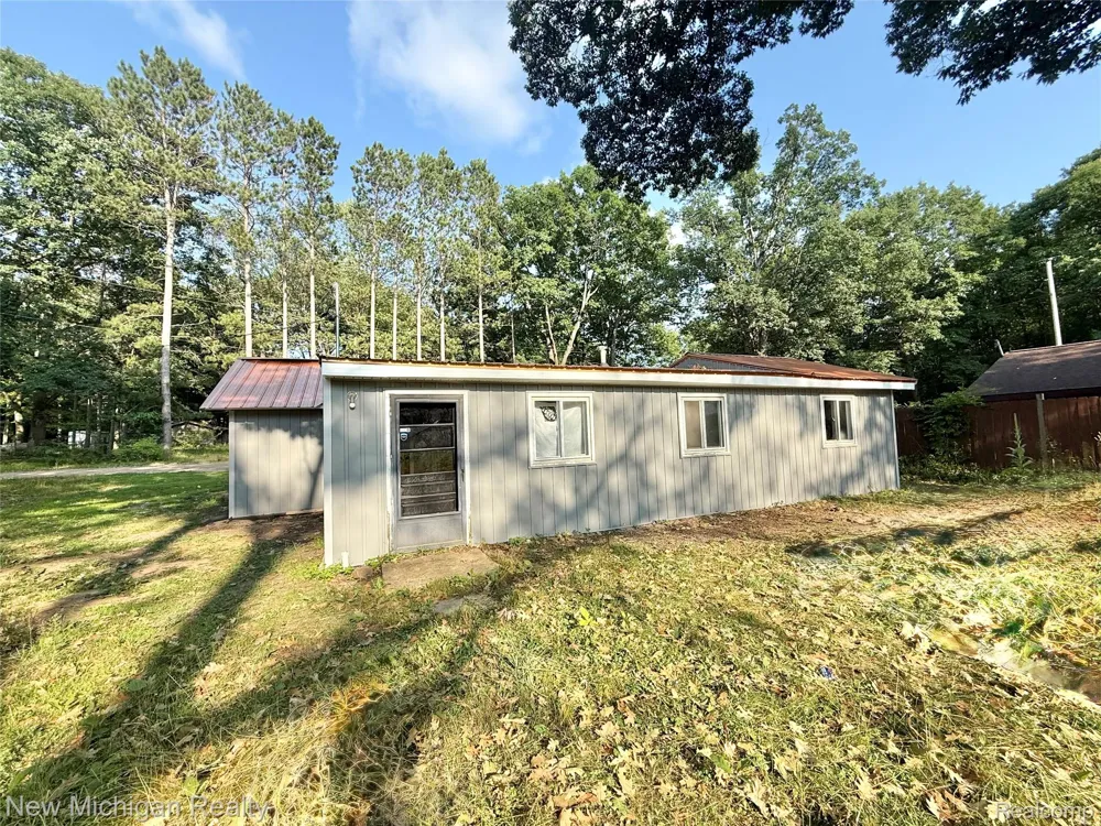 107 Hunter Drive Lincoln Township, MI 48632