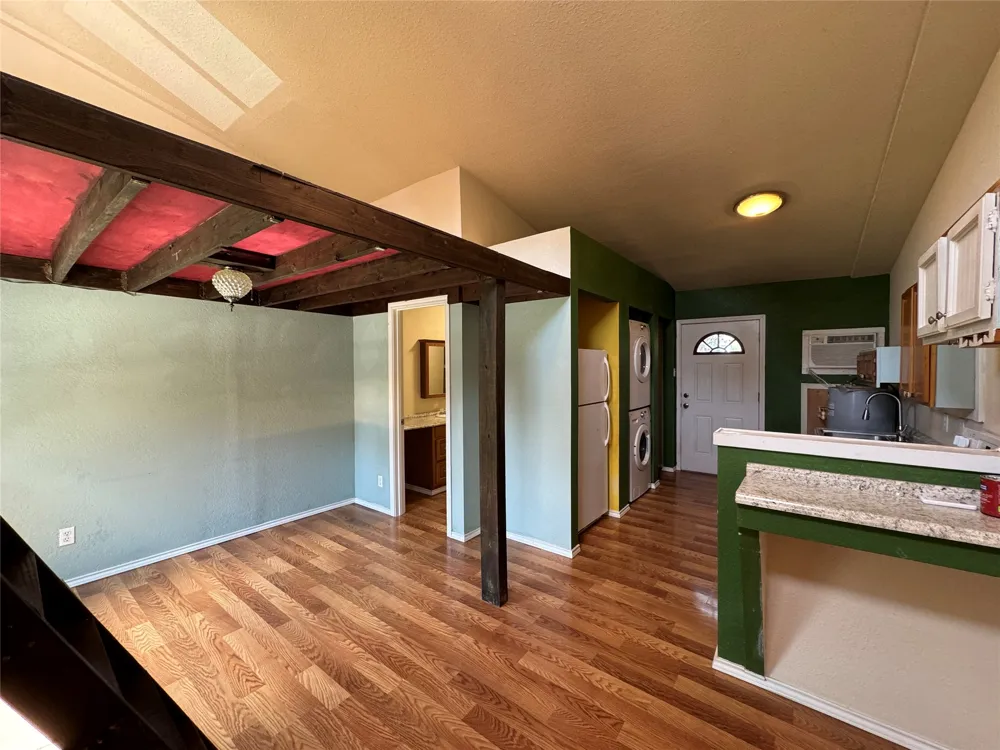 1108 W McCarty Lane #C San Marcos, TX 78666