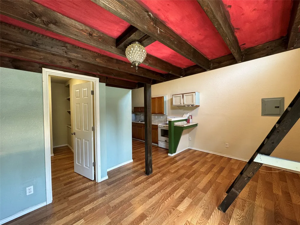 1108 W McCarty Lane #C San Marcos, TX 78666
