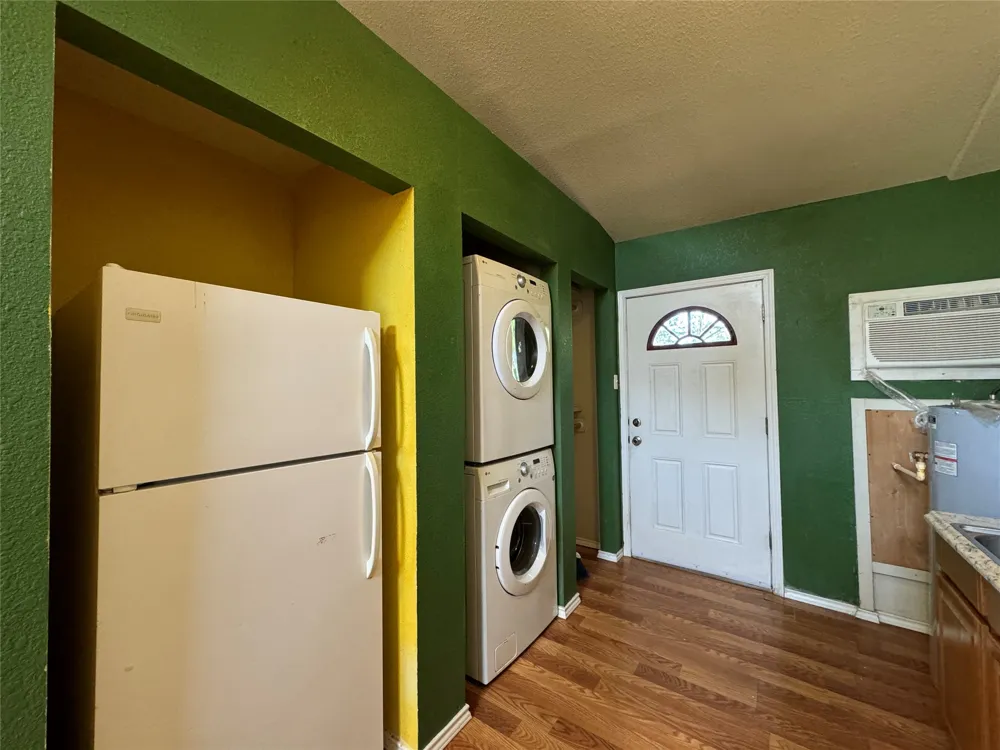 1108 W McCarty Lane #C San Marcos, TX 78666