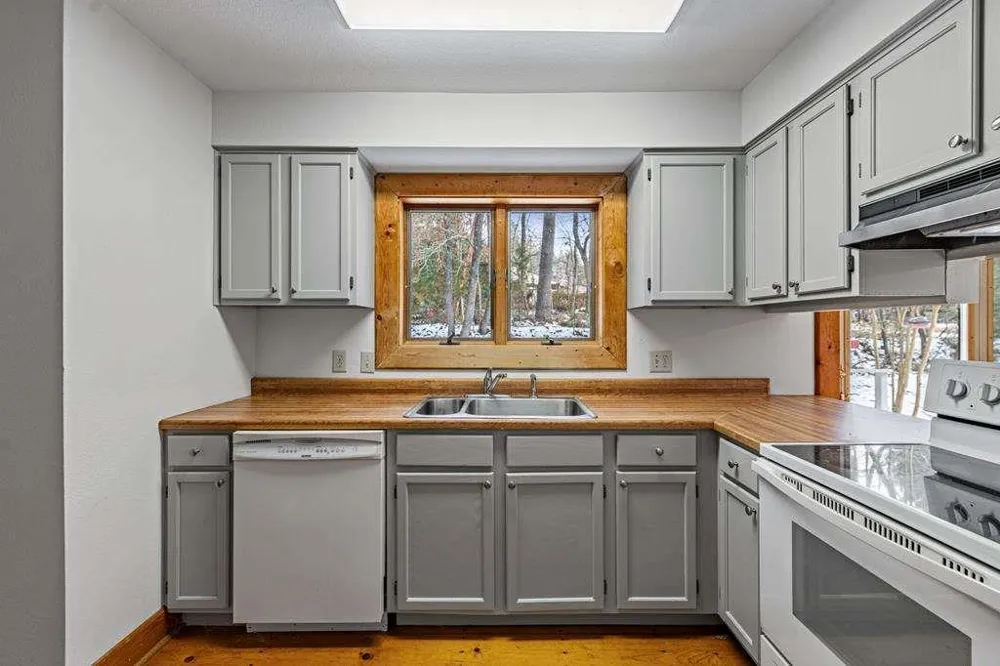 102 Captains Cove Blairsville, GA 30512
