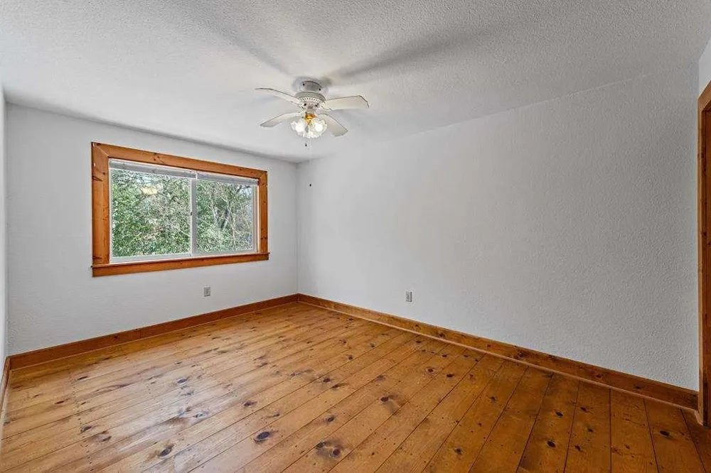 102 Captains Cove Blairsville, GA 30512