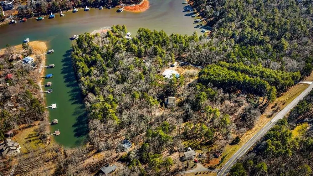 102 Captains Cove Blairsville, GA 30512