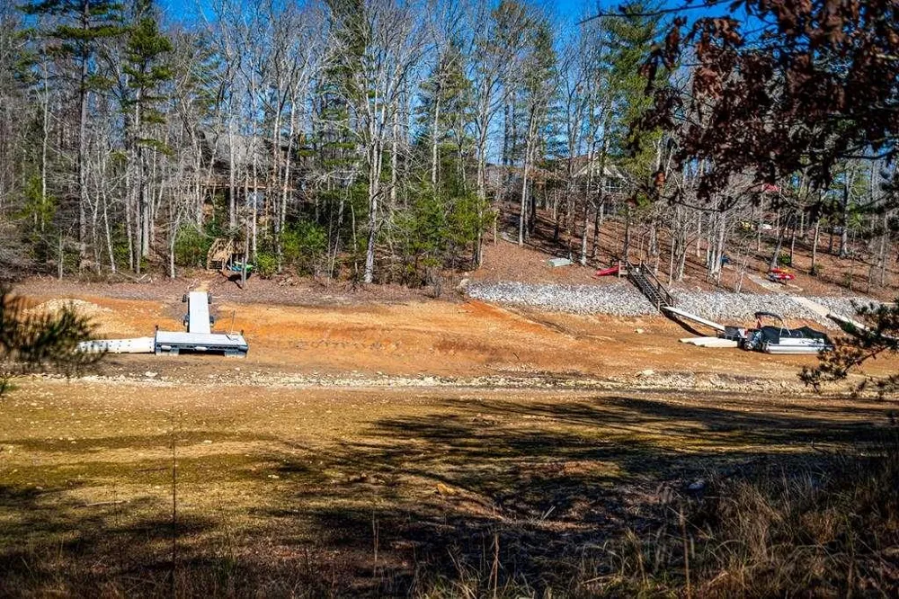 102 Captains Cove Blairsville, GA 30512