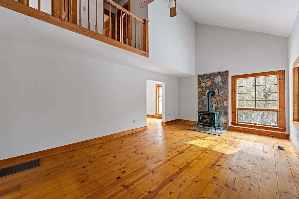 102 Captains Cove Blairsville, GA 30512