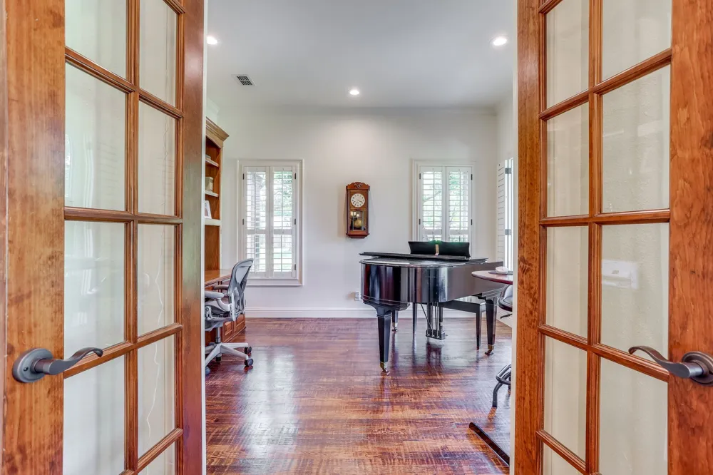 4600 E Bankhead Highway Hudson Oaks, TX 76087