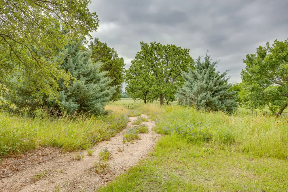 4600 E Bankhead Highway Hudson Oaks, TX 76087