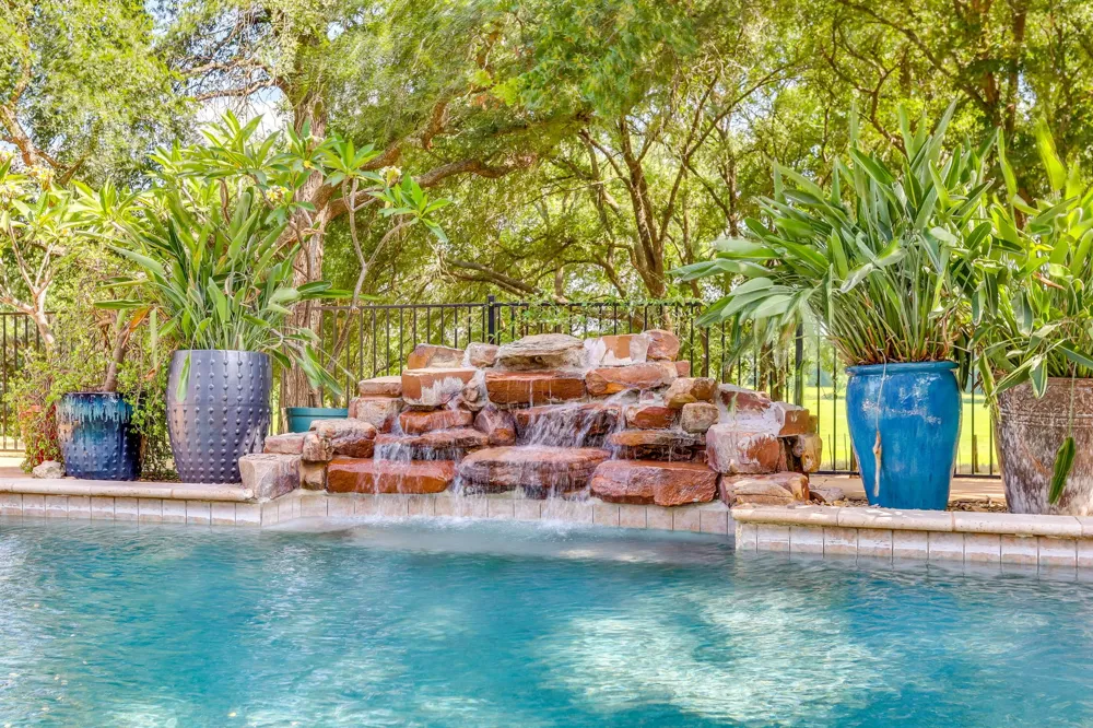4600 E Bankhead Highway Hudson Oaks, TX 76087