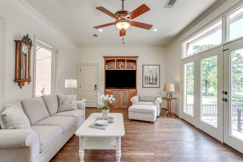 4600 E Bankhead Highway Hudson Oaks, TX 76087