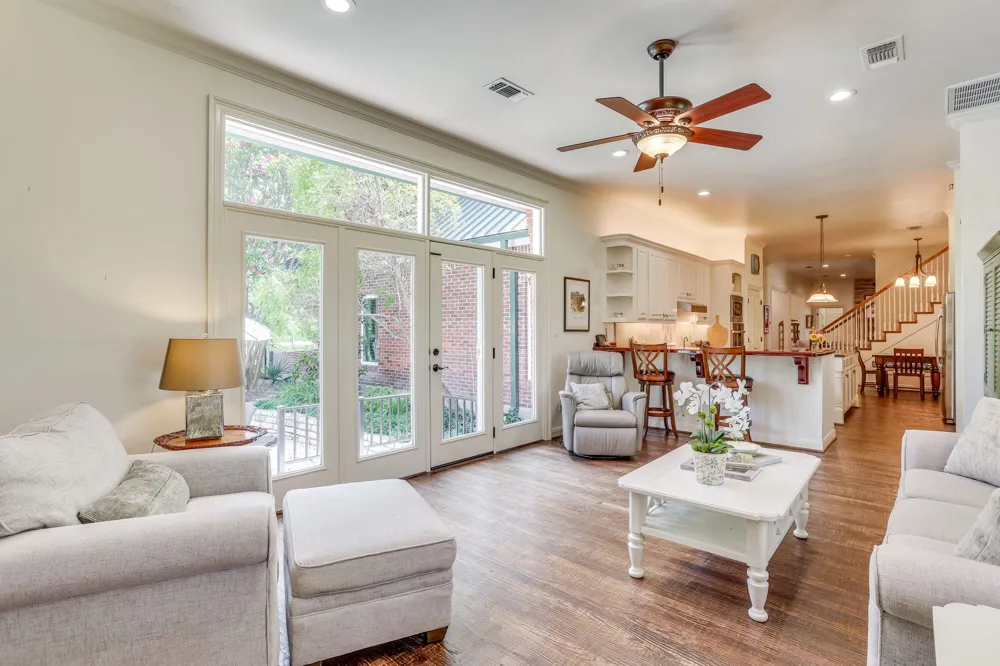 4600 E Bankhead Highway Hudson Oaks, TX 76087