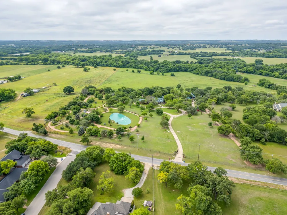 4600 E Bankhead Highway Hudson Oaks, TX 76087
