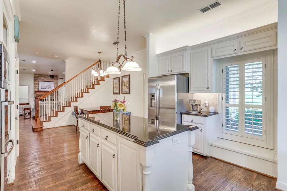 4600 E Bankhead Highway Hudson Oaks, TX 76087
