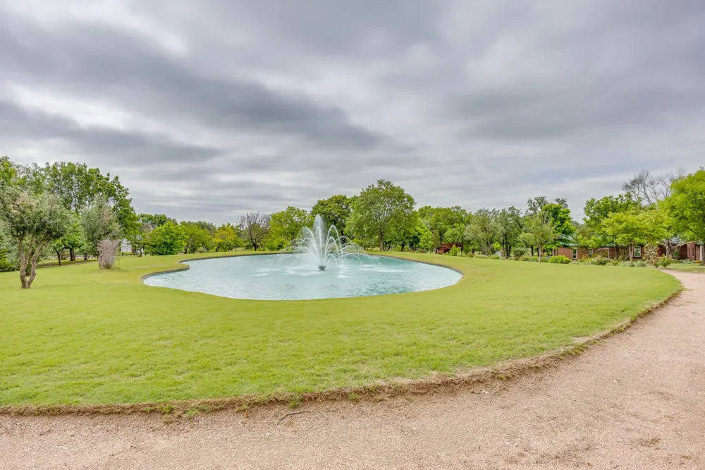 4600 E Bankhead Highway Hudson Oaks, TX 76087