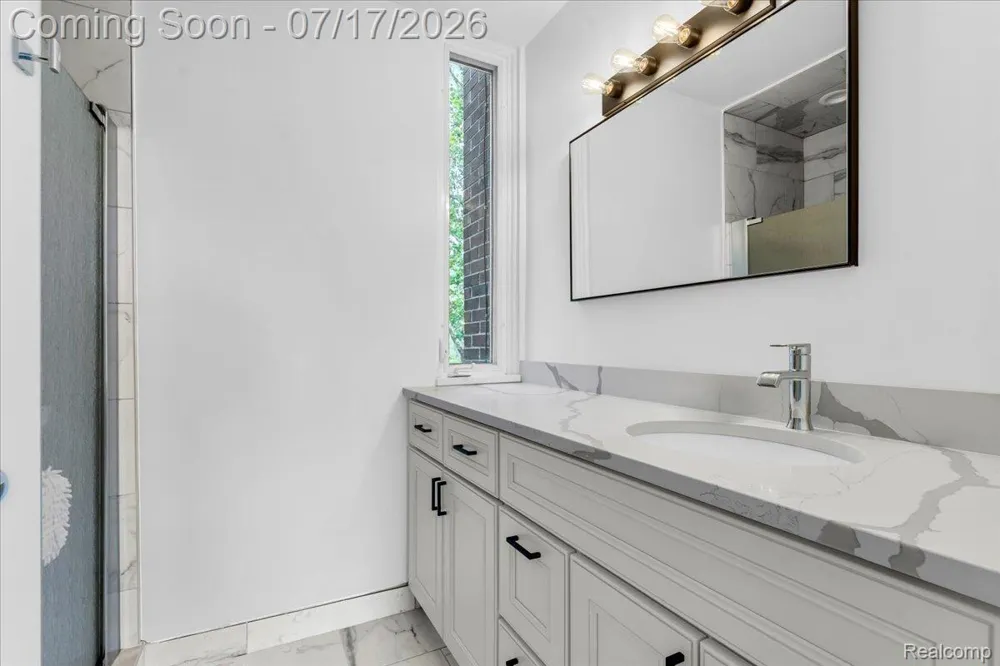 1243 Navarre Place Detroit City, MI 48207