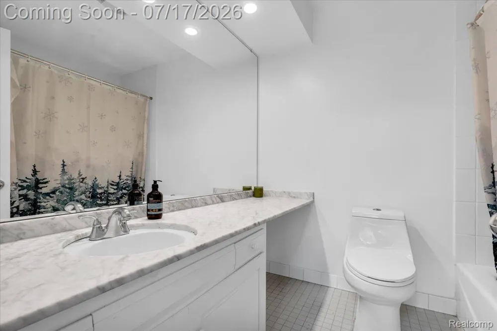 1243 Navarre Place Detroit City, MI 48207