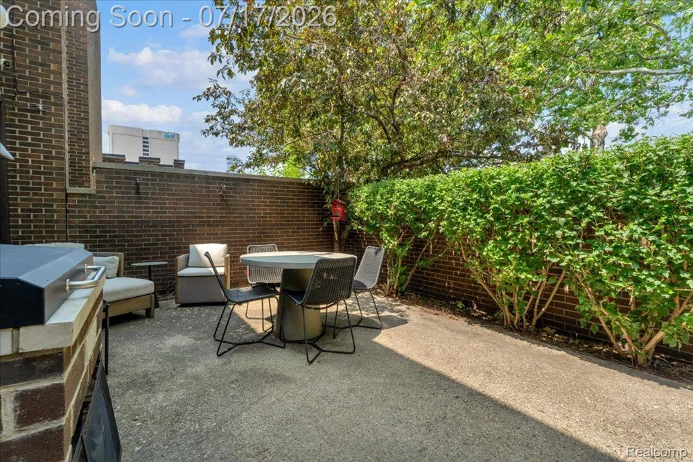1243 Navarre Place Detroit City, MI 48207