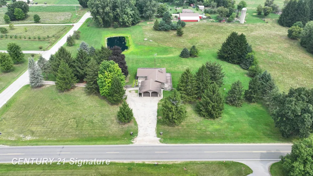 2995 Lyons Road Caledonia Charter Township, MI 48867