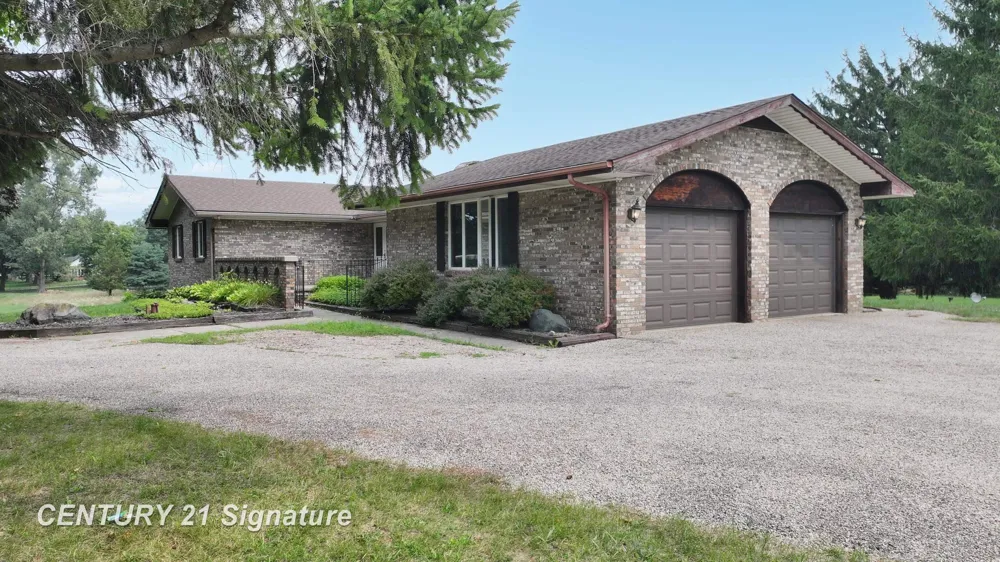 2995 Lyons Road Caledonia Charter Township, MI 48867