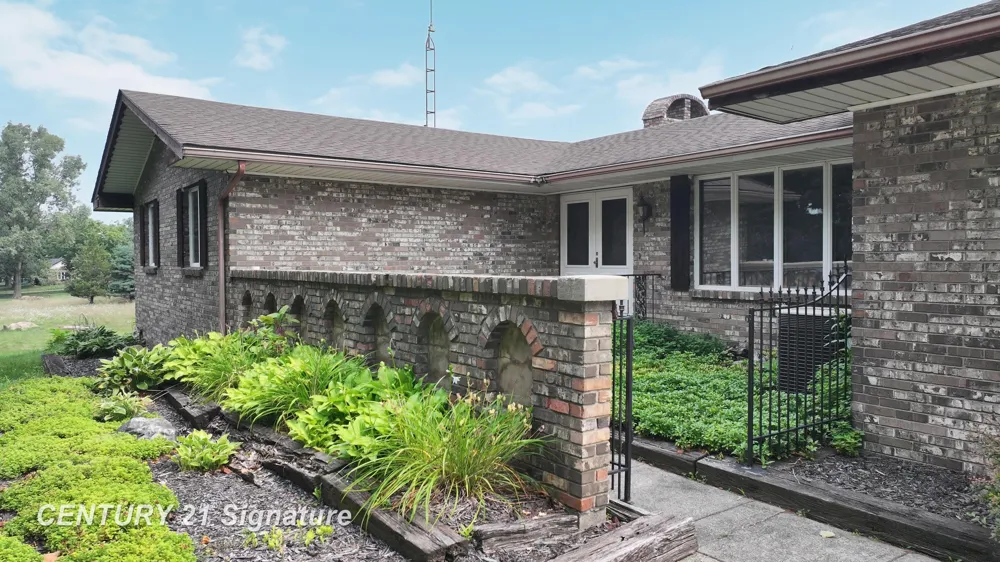 2995 Lyons Road Caledonia Charter Township, MI 48867